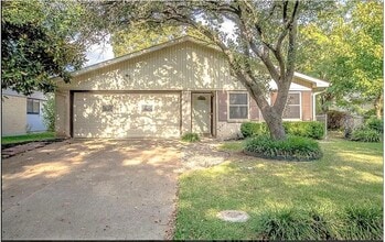 Building Photo - 3134 Edelweiss Dr