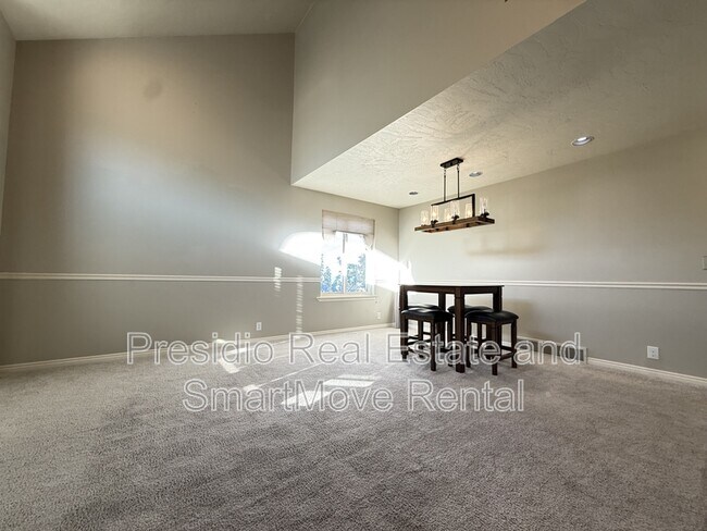 Building Photo - 3408 S Huntington Dr