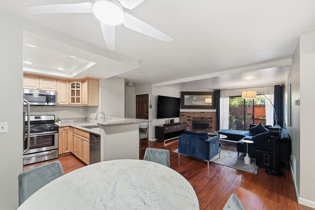 Building Photo - 7135 Firmament Ave