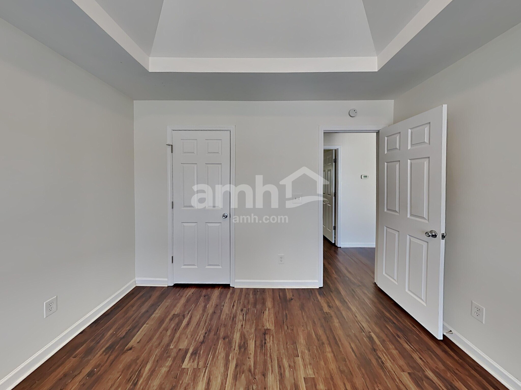 Building Photo - 412 Farmwood Way