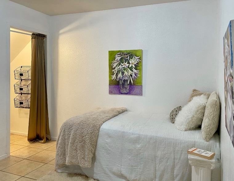 Building Photo - 1421 Riverview Dr