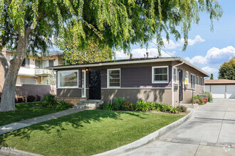 Building Photo - 5630 Noel Dr