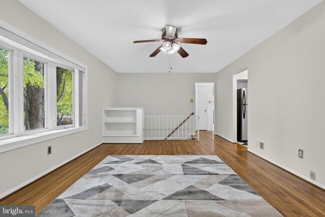 Building Photo - 13719 McGill Dr