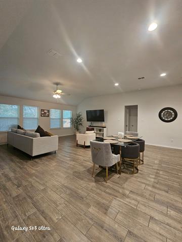 Building Photo - 5740 Brookville Dr