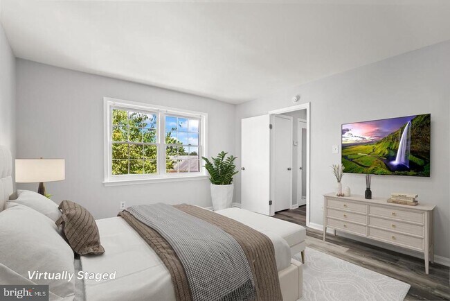 Building Photo - 9904 Hagel Cir
