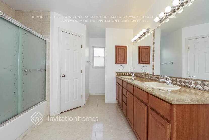 Building Photo - 6402 Big Springs Dr