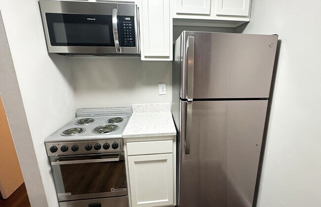 Interior Photo - Clifton View