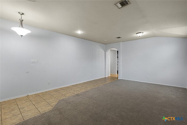 Building Photo - 5209 Ranch Meadow St