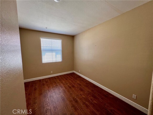 Building Photo - 310 Falcon Creek