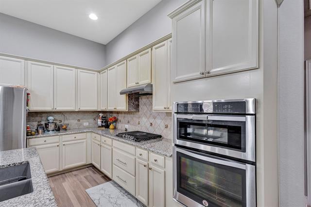 Building Photo - 8701 Tutbury Pl