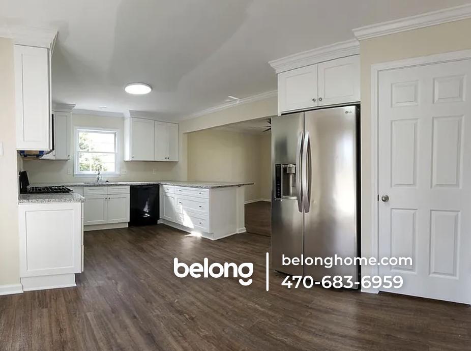 Building Photo - 2485 Zachary Woods Dr NW