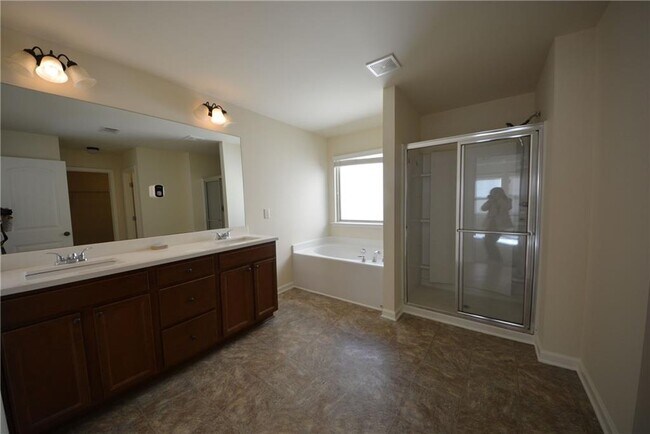 Building Photo - 2119 Baywood Tree Ln SW