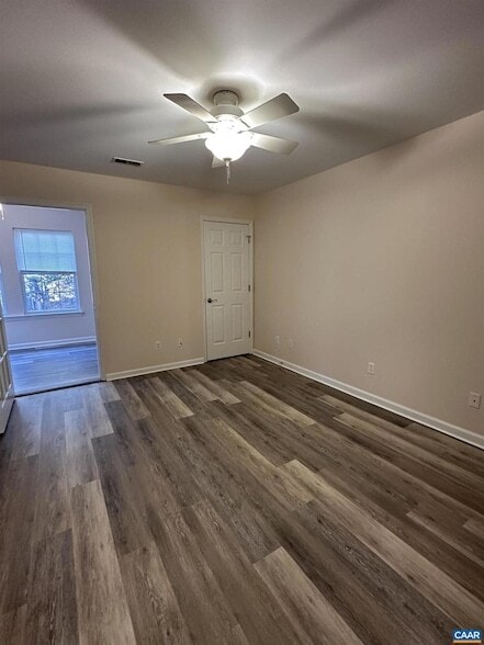 Building Photo - 1422 Lilac Ct