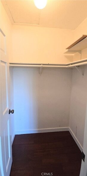 Building Photo - 1400 Post Rd