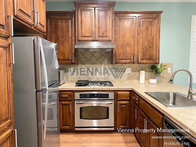 Building Photo - Sacramento, CA - House - $2,350.00