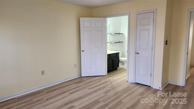 Building Photo - 110 Steam Engine Dr