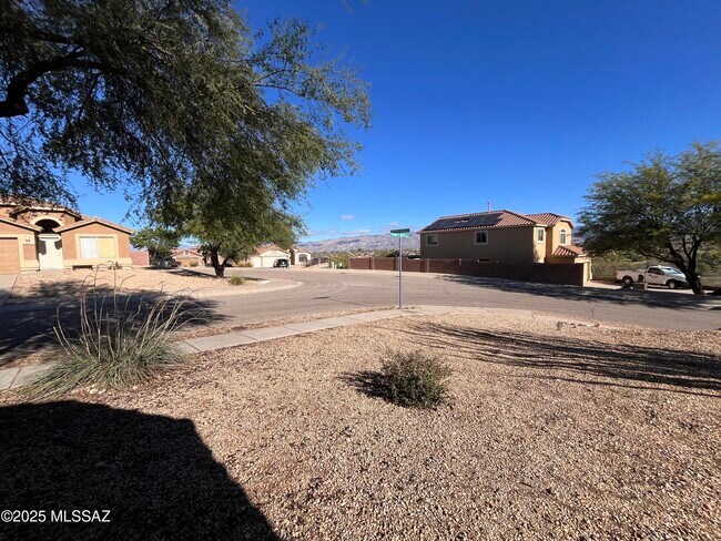 Building Photo - 13268 E Mesquite Flat Spring Dr