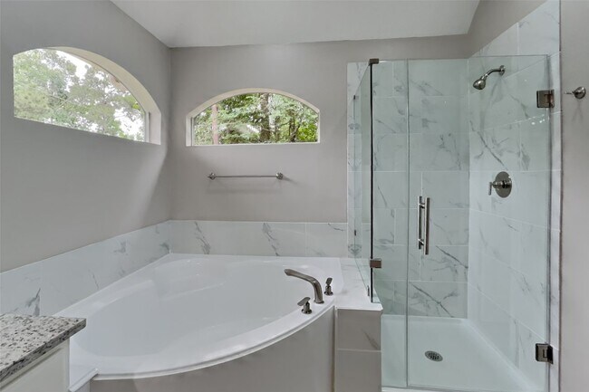 Building Photo - 20802 Meadow Belle Ct