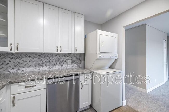 Building Photo - 12001 Old Columbia Pike