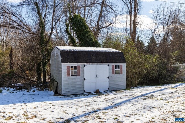 Building Photo - 703 Tilman Rd