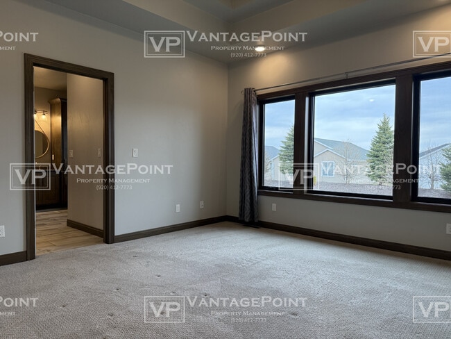 Building Photo - 4866 Prairie School Dr