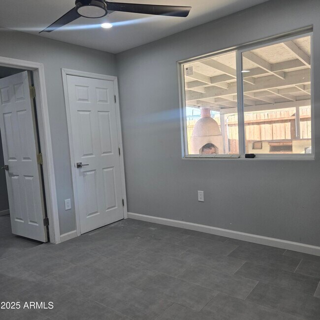 Building Photo - 18441 N 31st Ave