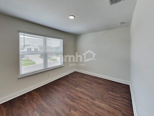 Building Photo - 6202 Little Blf Cir