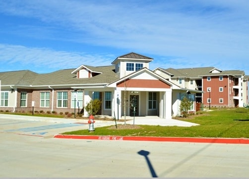 Building Photo - Abbington Meadows
