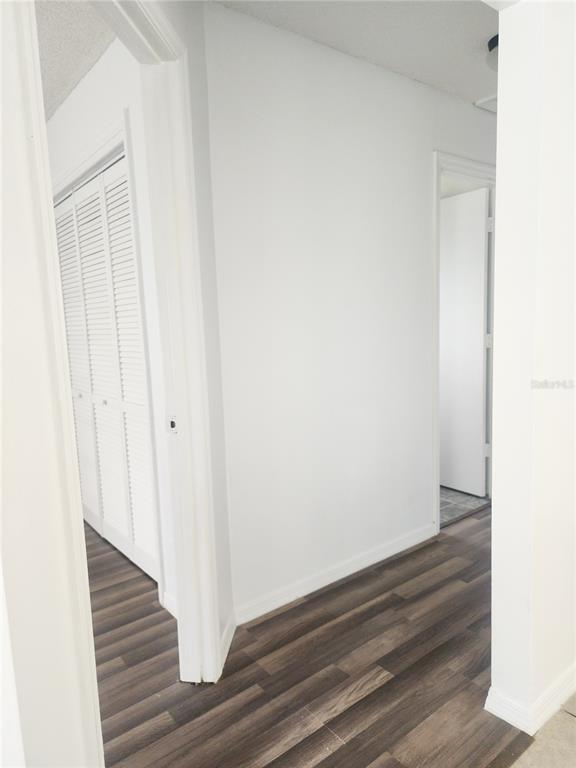 Building Photo - 9392 N Sandree Dr