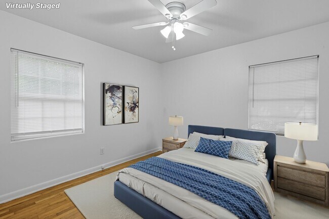 Building Photo - 1901 Dahlia Dr
