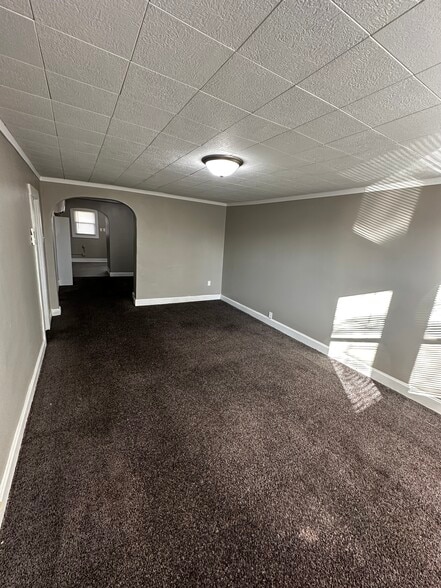 Building Photo - 212 N Fifth St.