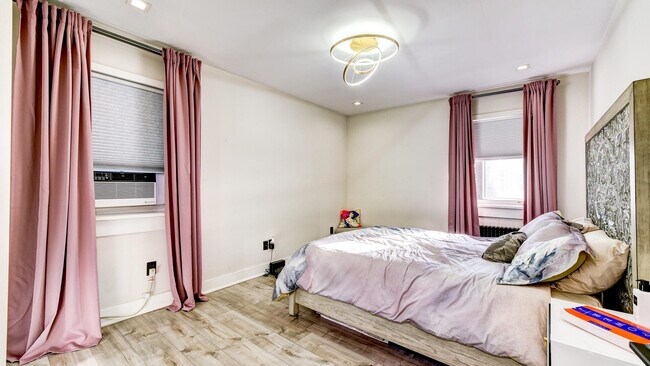 Building Photo - 1504 W Terrace Cir