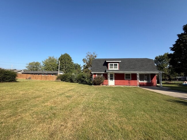 Building Photo - House in Benton