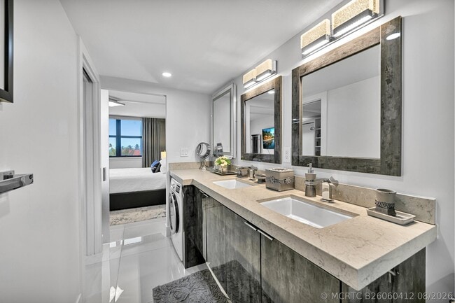 Building Photo - 2860 S Ocean Blvd