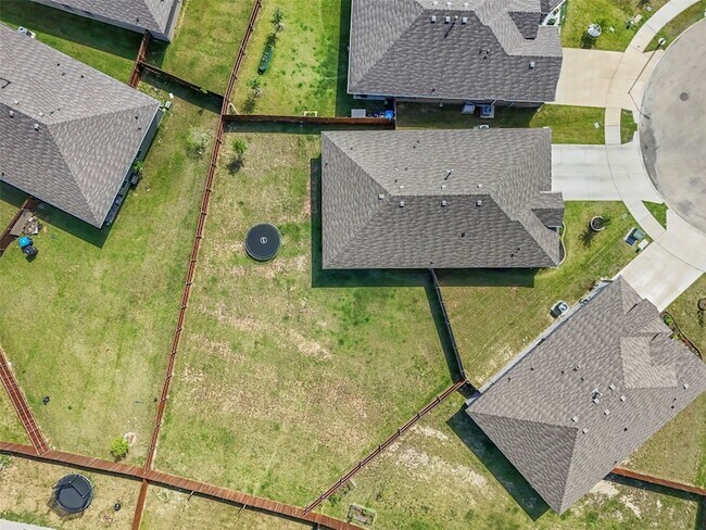 Building Photo - 5405 N Wind Ln