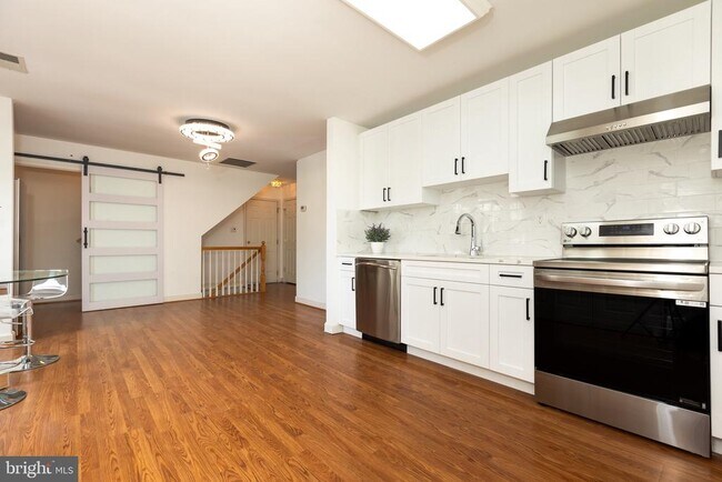 Building Photo - 13039 Glen Mill Rd