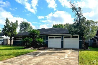 Building Photo - 4621 Hummingbird St