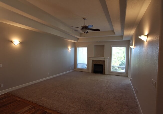 Building Photo - 860 Jackwood St SE