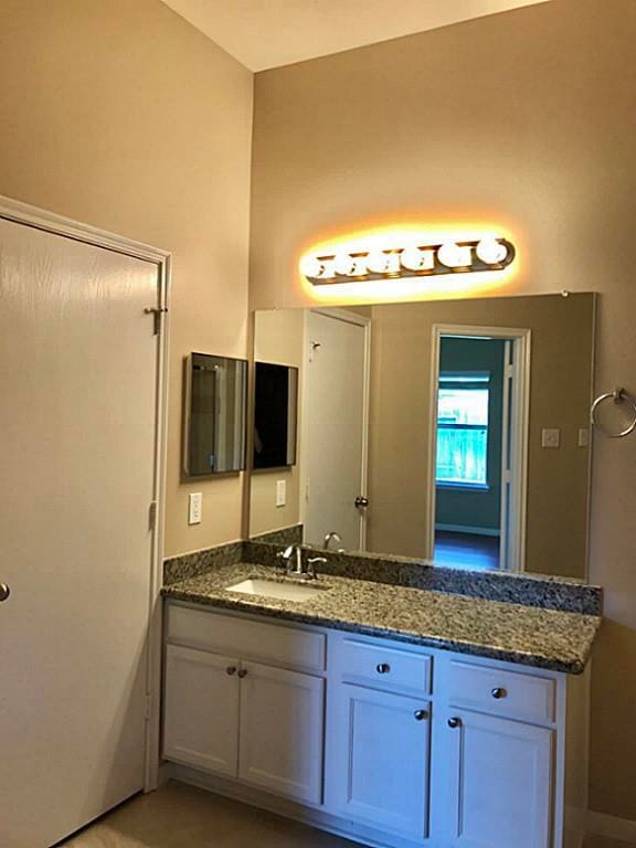 Building Photo - 30318 Emerson Creek Dr