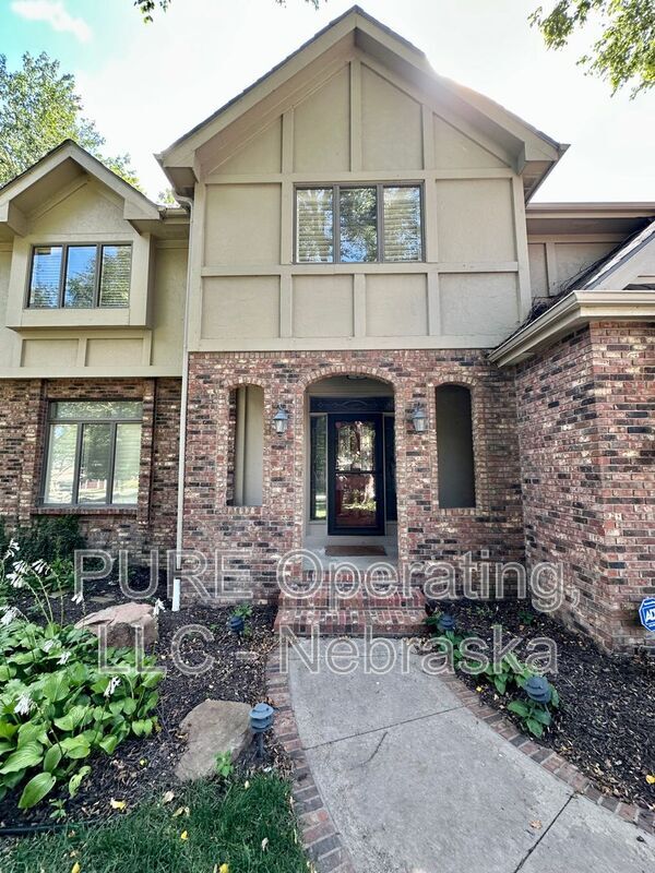 Building Photo - 3447 S 161st Cir
