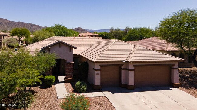 Building Photo - 2222 W Morse Ct