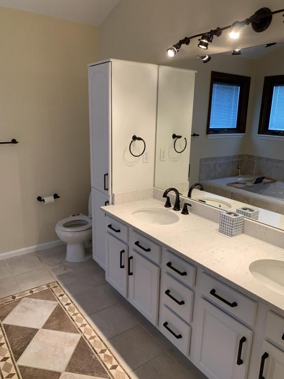 Building Photo - 20313 Vista Cir