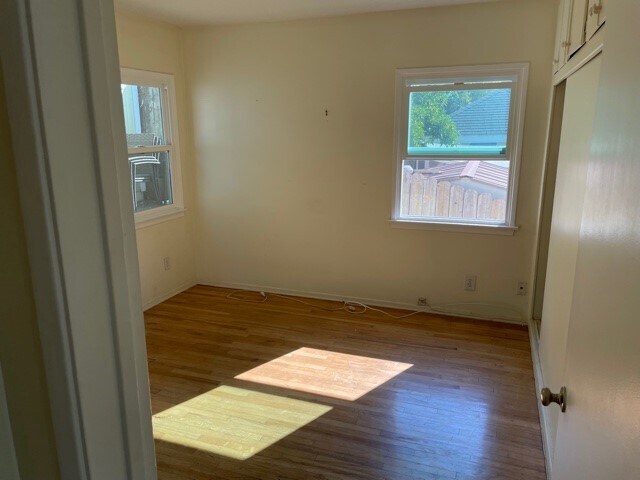 Bedroom 2 - 2152 Echo Park Ave