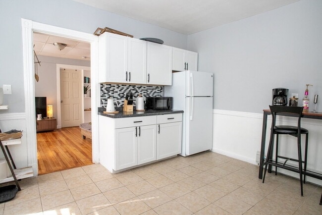 Building Photo - 73 Greenhill Parkway Unit 1R Worcester, MA 01605