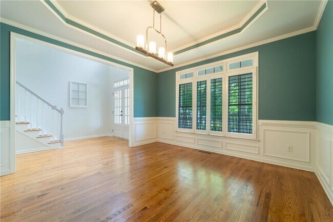 Building Photo - 313 Oak Hill Ln