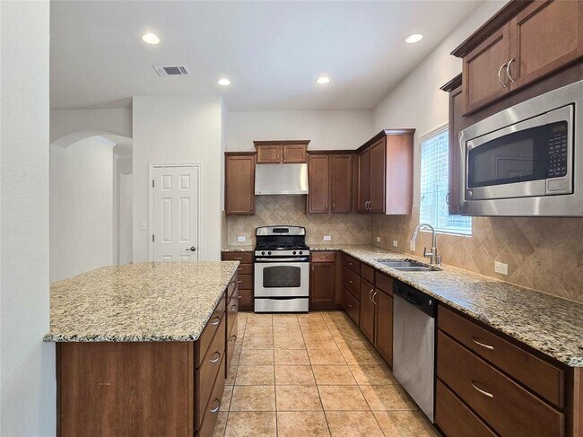 Building Photo - 13108 Hymeadow Cir