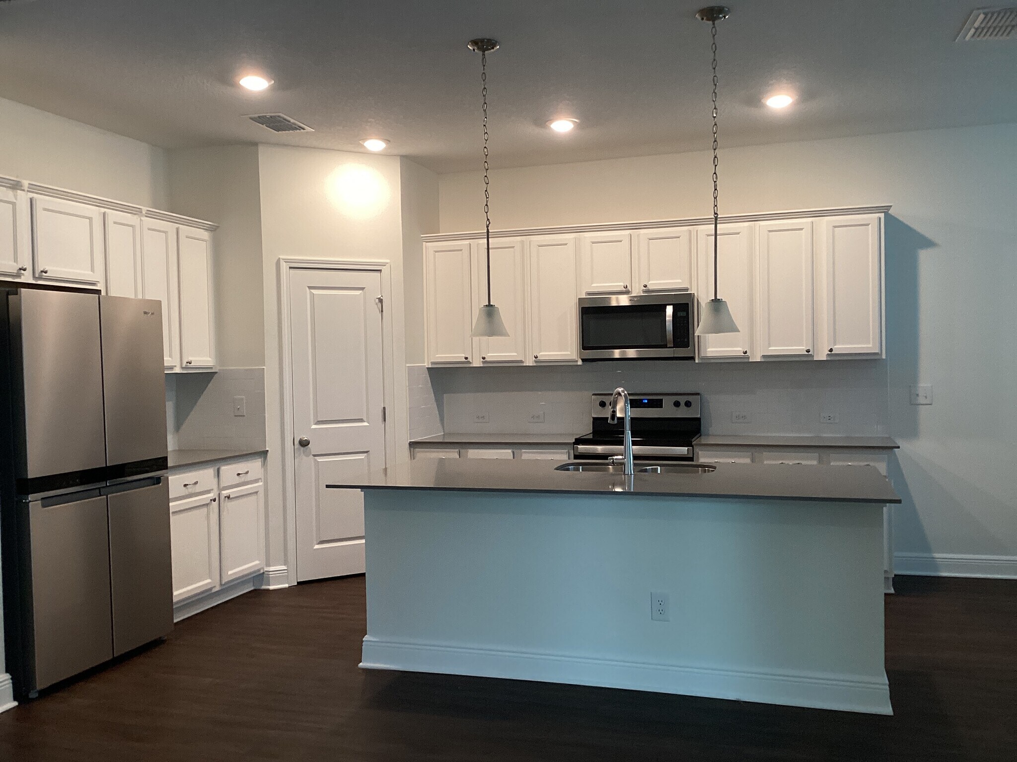 Building Photo - 22407 Bellini Cir