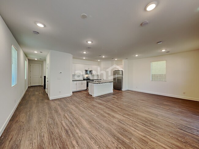 Building Photo - 9133 S Conquistador Street