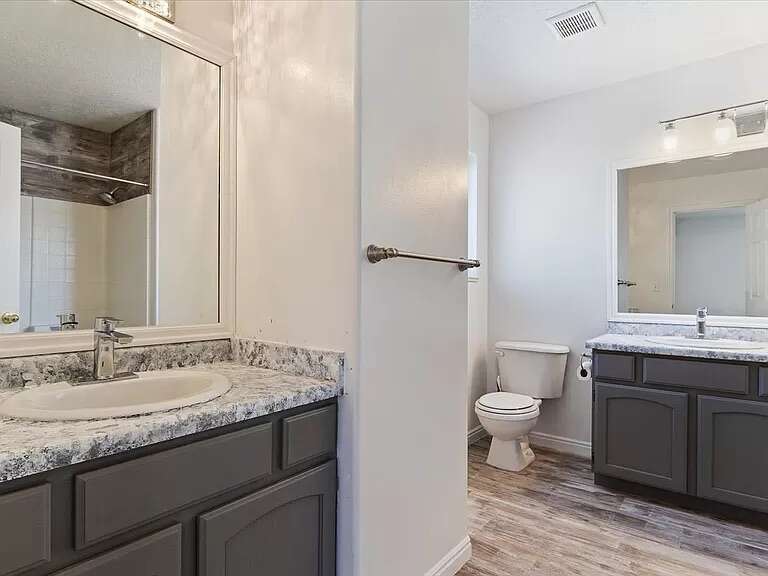 Building Photo - 619 W 2300 S