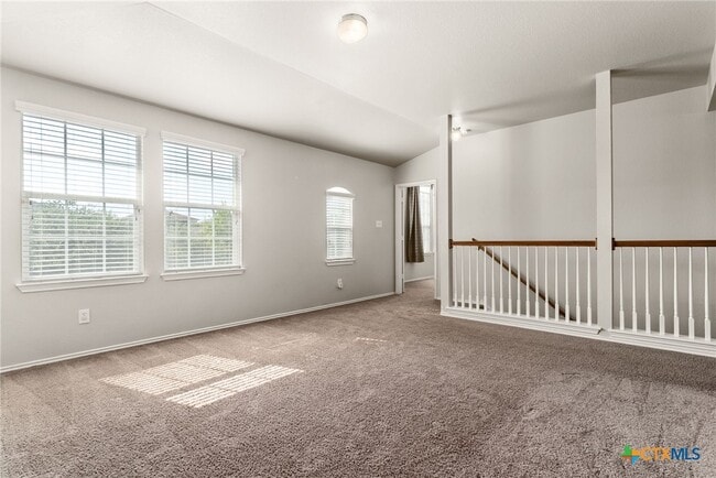 Building Photo - 2304 Scott Dr
